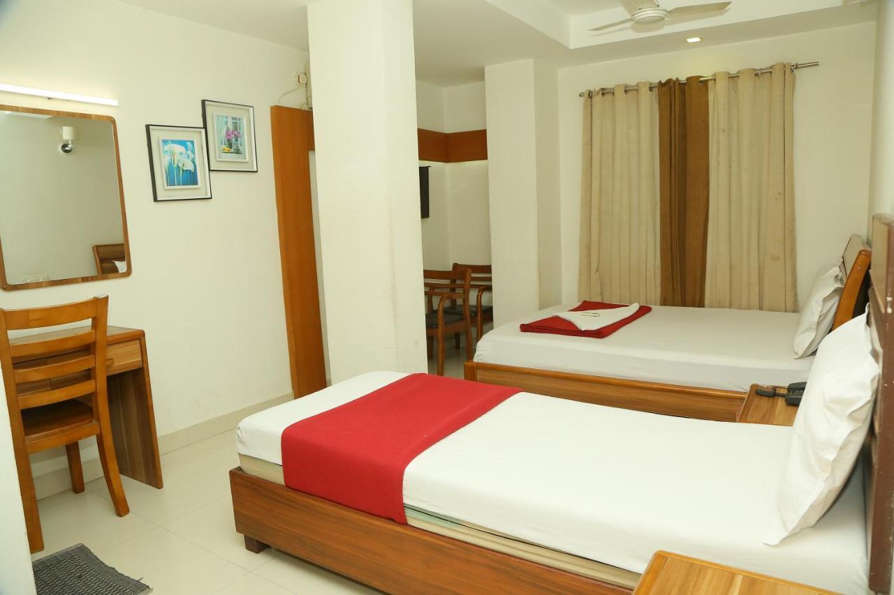Royal Apollo Hotel Csennai Kültér fotó